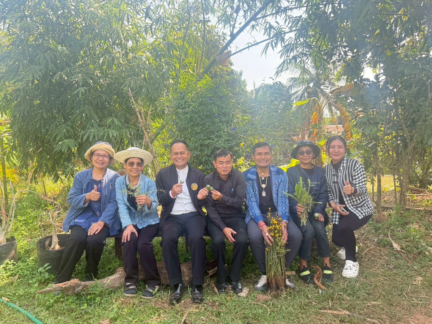 พช.โพนสวรรค์ ลงพื้นที่เตรียมพร้อมจัดกิจกรรม “ห่อข้าวไปเอาแฮงแบ่งปัน สร้างสรรค์สามัคคี วิถีพอเพียงนครพนม”